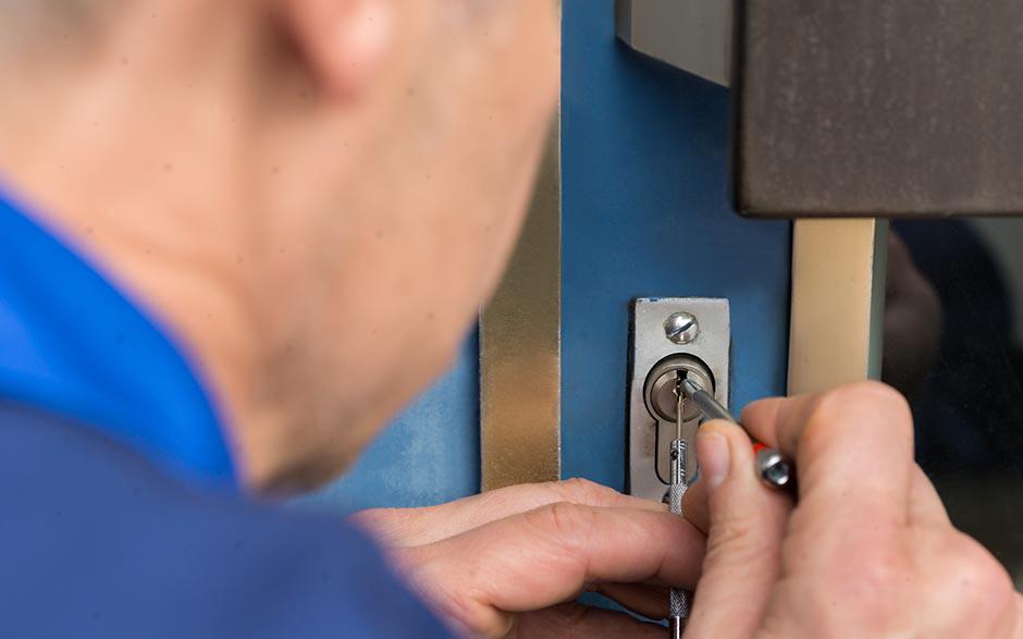ouvrir une porte blindée fermée à clef Garches