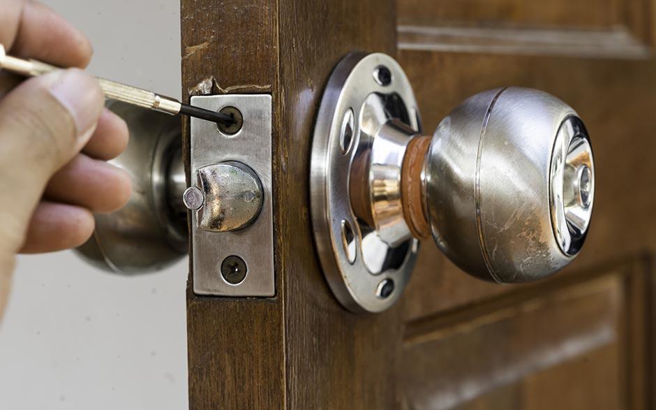 remplacer une serrure de porte Marignane
